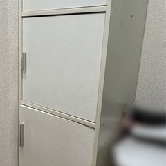 取手付き収納棚