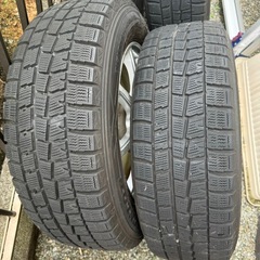 スタッドレスタイヤホイールセット　DUNLOP 195/65R15 DUNLOPスタッドレスタイヤとAXELホイール4本セット 195/65R15