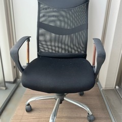 【差し上げます】オフィスチェア 腰あてクッション付きの画像