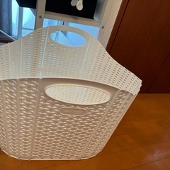 折りたたみ洗濯入れ