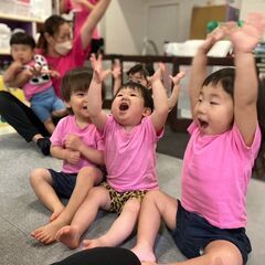保育士  看護師・保育園事務募集中‼ 髪色自由 ネイル可 年間休日123日で毎日残業ゼロ。有給取得率100%！の画像