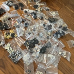 いろいろなボタンまとめ売り　バラ売り不可の画像