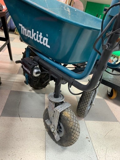 【お値下げしました！】充電式運搬車　　　MAKITA   　　CU1800  　　本体のみ