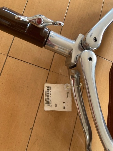 相談中【未使用】イギリスHarrodsハロッズ 折り畳み式革製一本脚チェア