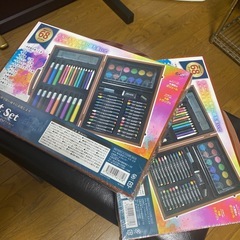 新品色描きペンセット

