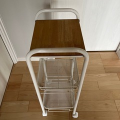 移動棚 収納棚の画像