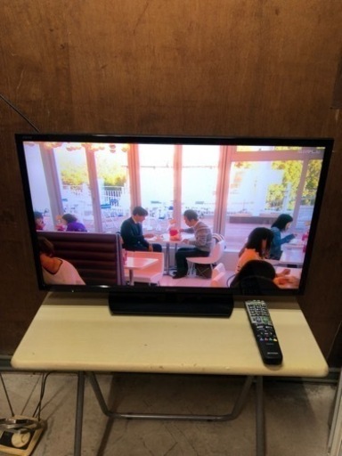 (予定者あり)シャープ AQUOS 32型 液晶テレビ 2017年製