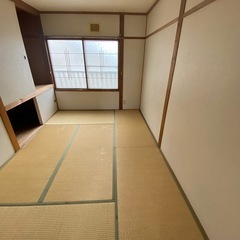 札幌市北区新琴似トランクルーム6畳+物入れ ②