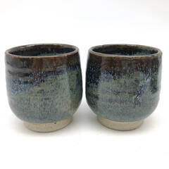 ss6636　 こぶ志焼 花瓶＆湯飲み 2客セット 海鼠釉 青系 陶器 一輪挿し 花器 フラワーベース ゆのみ 湯呑み ペア お茶 和食器 北海道 なまこゆう 焼物 レトロ こぶ志焼 中古の画像