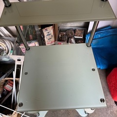 No.10 ニトリ　ガラスPCデスク　ファブ2の画像