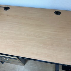 無料オフィスデスク+チェストの画像