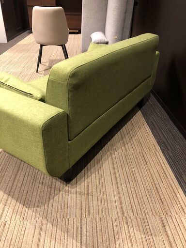 【展示品・未使用品】2人掛けソファ ソファ コンパクトソファ クッション付き  グリーン 参考価格29990円?自社配送時?代引き可?