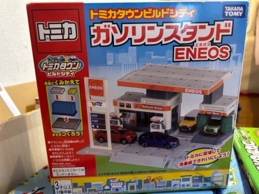 トミカ　トミカタウンビルドシティ　ガゾリンスタンド　ENEOS