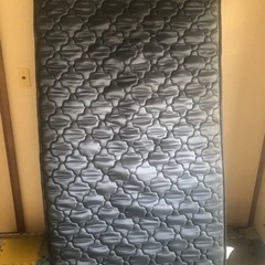 アイリスプラザ 高密度ポケットコイルマットレス 身体の負担を軽減 独立コイル528個 極厚20cm 表面さらっと しっかり硬め らくらく設置 圧縮梱包でお届け シングル ブラック PKMTN-Sの画像