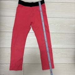 サーモンピンク　長ズボン　130サイズ　