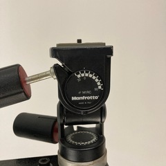 （直接引取のみ）カメラ 撮影用 カメラスタンド EXPERT-867 ゴールデン光機 マンフロット 雲台 3つ付きの画像