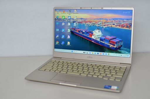 中古良品ノートパソコン 富士通 CH75/E3 Windows11 爆速SSD256GB 第11世代core i5-1135G7/メモリ8GB/13.3インチ/webカメラ/無線内蔵