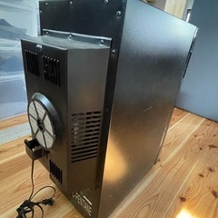 電子ワインセラーの画像