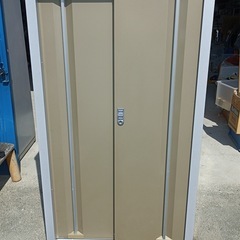 ★［八4599］【中古品】イナバ物置 幅約90cm 奥行き約60...