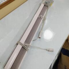 ピンクのブラインドの画像