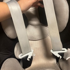 チャイルドシート　エールべべ