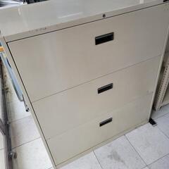 【事務用品】スチールキャビネット　書庫　中古　リサイクルショップ宮崎屋住吉店24.8.19kの画像