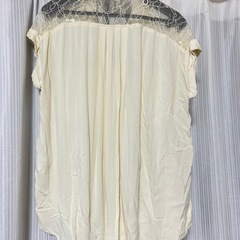 トップスの画像