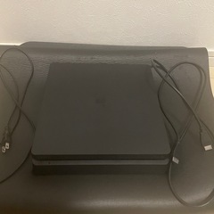 PS4 本体(1TB)・電源ケーブル・hdmiケーブル(コントロ...