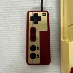 【Nintendo】 任天堂 ファミリーコンピューター ファミコン HVC-001 ジャンク Y0186の画像