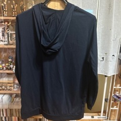 パーカー薄手★Lの画像