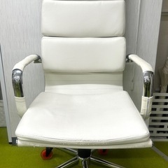 キャスター付き椅子(4脚)