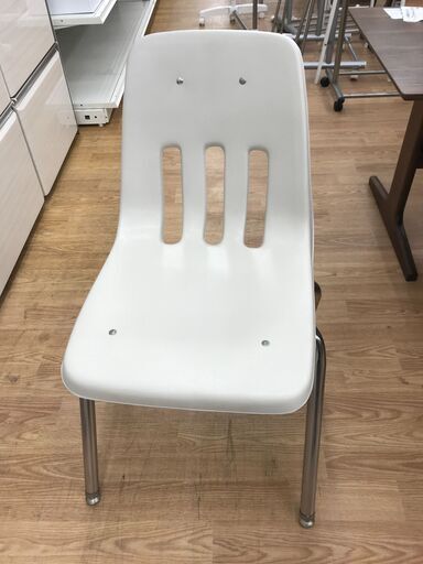 ★ジモティ割あり★ VIRCO VIRCO X-9018 スタッキングチェア ホワイト H77×W40×D42 クリーニング済み KJ5946