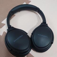 ワイヤレスヘッドホン（有線も可）