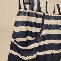 ⑦新品同様★BRAHMIN ボーダー柄スカート（レディース／Mサイズ）の画像