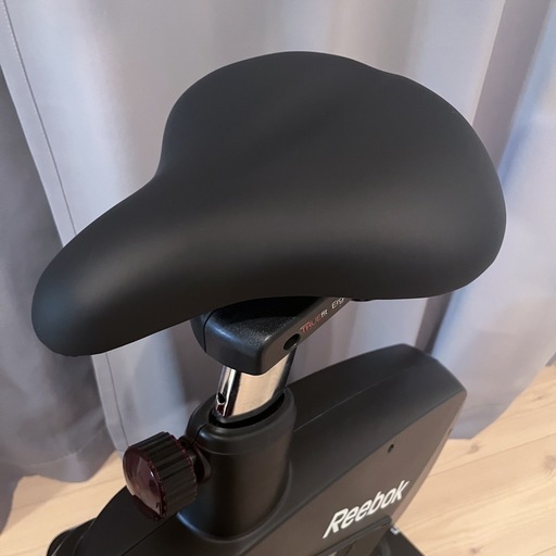 《 Reebok GB50 》 エアロバイク