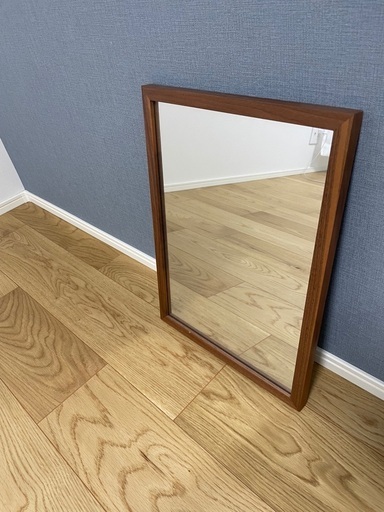無印　壁に付けられる家具ミラー　傷あり