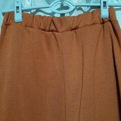 (リ)タグ付き新品未使用　Lサイズ　タイトスカート　橙色　スリット　秋冬物の画像