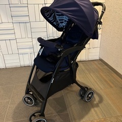アップリカ　ベビーカー　クルリー　