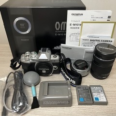 OLYMPUS カメラ 値段交渉可能です