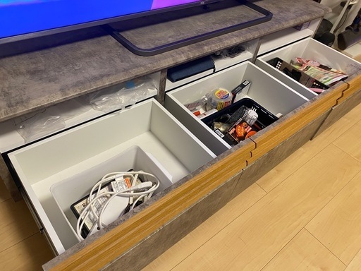 テレビ台　