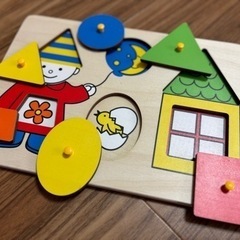 ボーネルンド ファーストシェイプパズルの画像