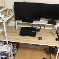 LOWYAパソコンデスク本棚付き収納付き  の画像