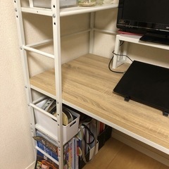 LOWYAパソコンデスク本棚付き収納付き  の画像