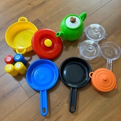 dantoyなどのプラスチックおままごとセット