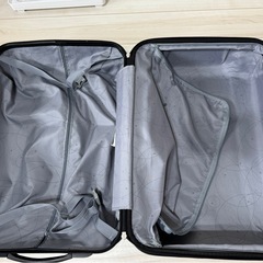 キャリーケース　中古の画像