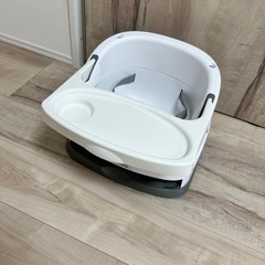 キッズチェア　ローチェア　ingenuity インジェヌイティ