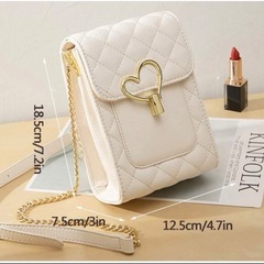 ハートのショルダーバッグの画像