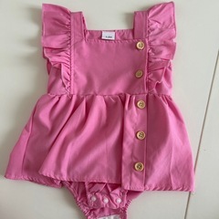 shein ベビードレス　夏　ショッキングピンク　かわいい