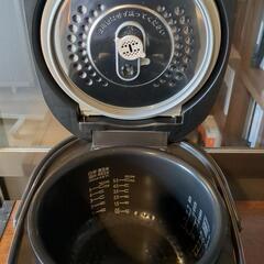 炊飯器の画像