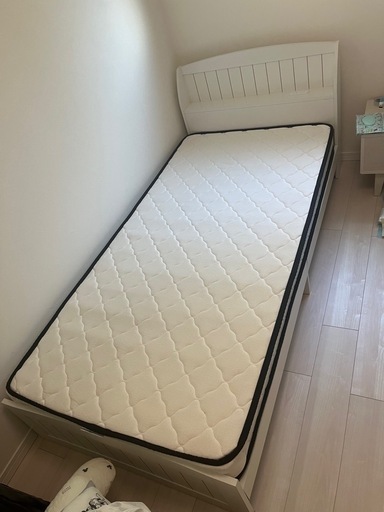 引き出し収納ベッド(マットレス付き)